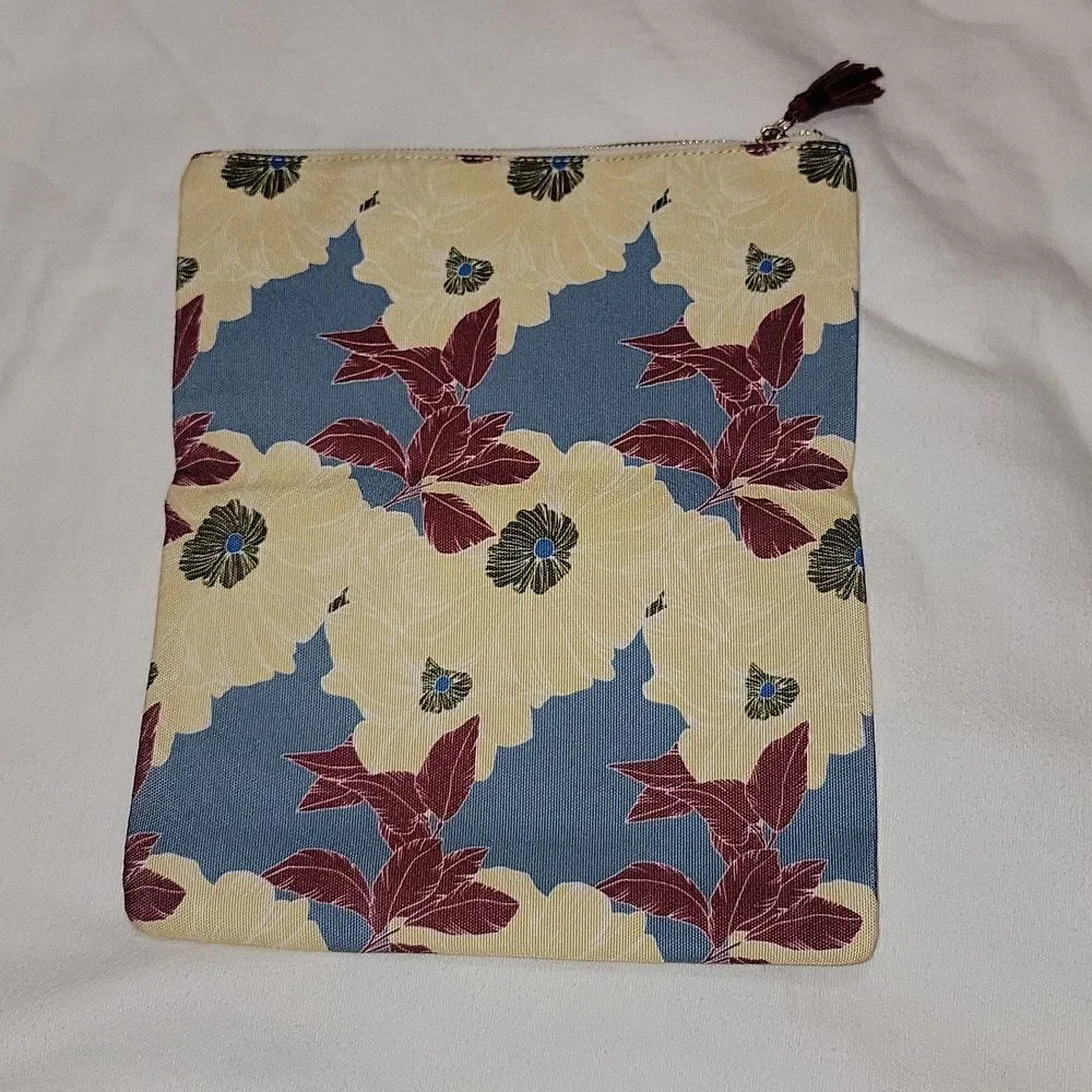 Rachel Pally Fab Fit Fun Foldable Clutch Purse Handbag Floral Multi-Color